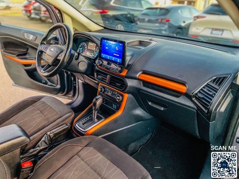 Used 2021 Ford EcoSport SE w/ SE Appearance Package image 31