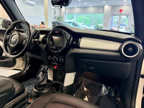 Used 2018 MINI Cooper Convertible FWD image 11
