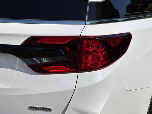 New 2026 Honda Odyssey Touring image 12