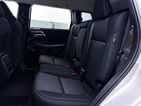 New 2026 Mitsubishi Outlander ES image 23
