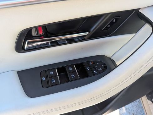 Certified 2024 MAZDA CX-90 Plug-In Hybrid w/ Premium Plus image 11