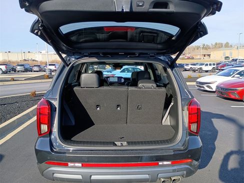 Used 2023 Hyundai Palisade Limited image 31