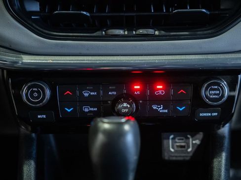 Certified 2022 Jeep Compass Limited AWD/4WD image 23