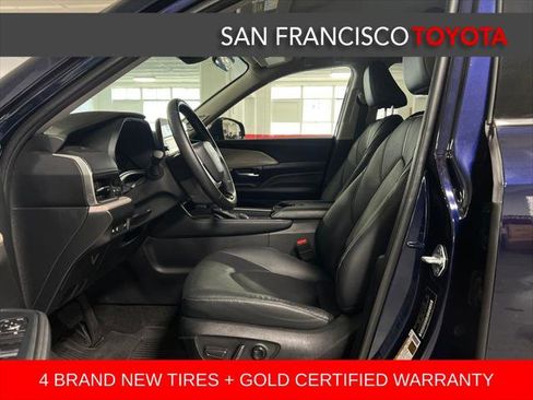 Certified 2024 Toyota Grand Highlander AWD image 12