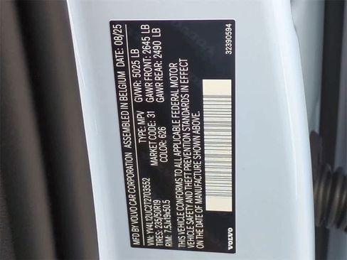 New 2026 Volvo XC40 B5 Plus w/ Protection Package Premier image 35