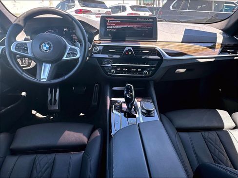 Certified 2023 BMW 540i w/ M Sport Package RWD image 10