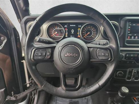 Used 2018 Jeep Wrangler Unlimited Sport S AWD/4WD image 11