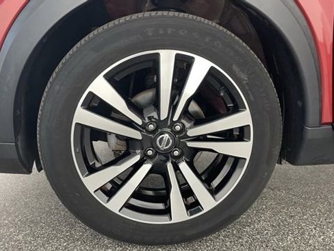 Used 2020 Nissan Kicks SV image 47