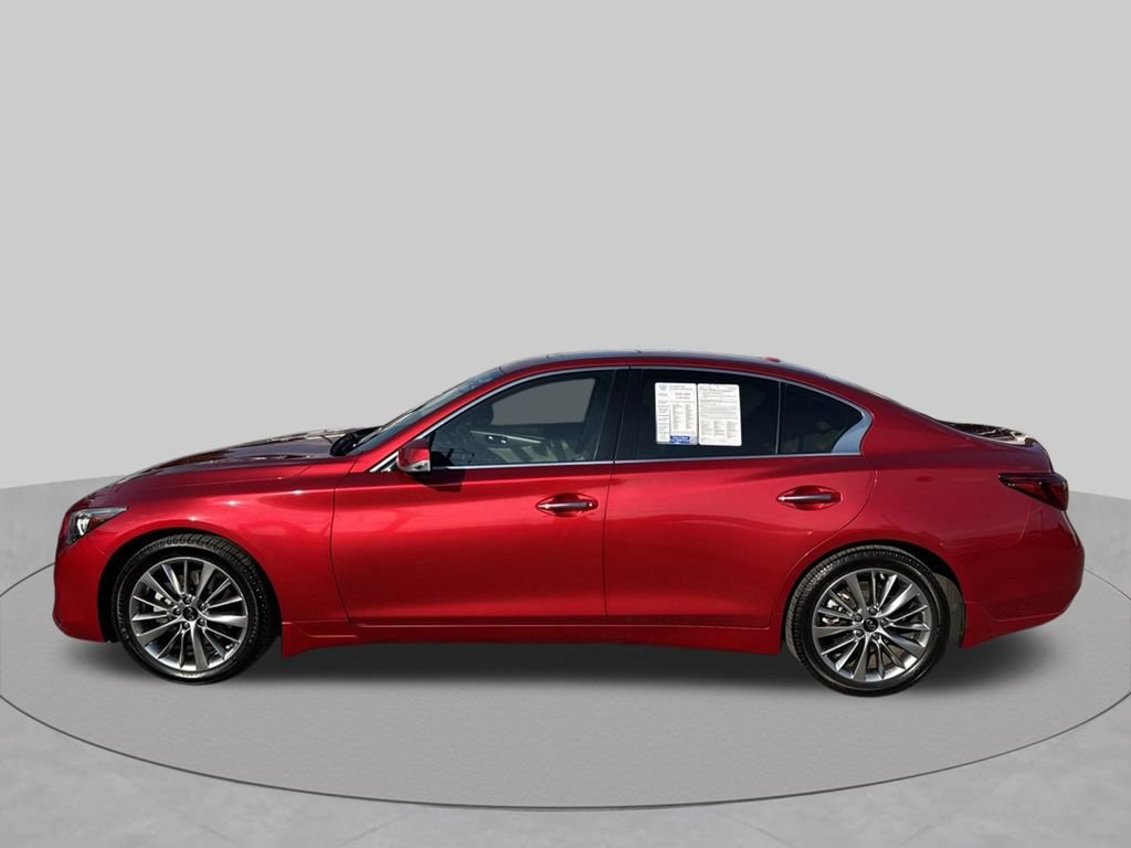 Used 2022 INFINITI Q50 Luxe w/ Cargo Package RWD image 4