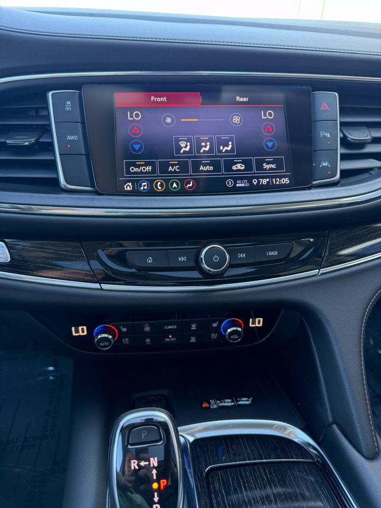 Used 2021 Buick Enclave Avenir AWD/4WD image 13