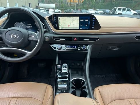 Used 2021 Hyundai Sonata Limited image 18