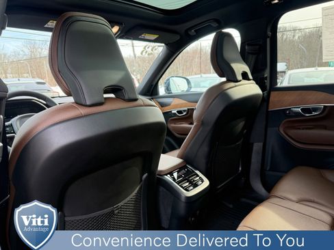 Certified 2023 Volvo XC90 B6 Plus w/ Protection Package image 21