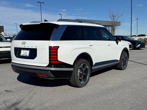 New 2026 Hyundai Palisade Limited FWD image 3