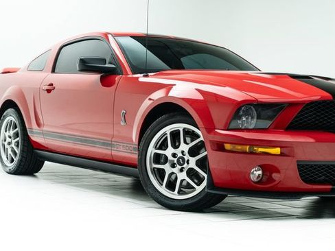 Used 2009 Ford Mustang Shelby GT500 RWD image 3
