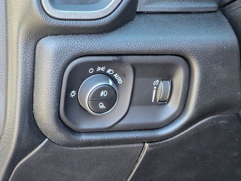 New 2026 RAM 3500 Tradesman AWD/4WD image 32
