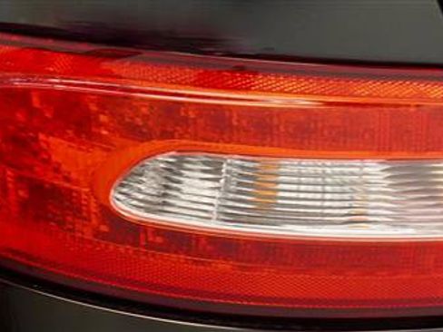 Used 2009 Jaguar XF Luxury image 40