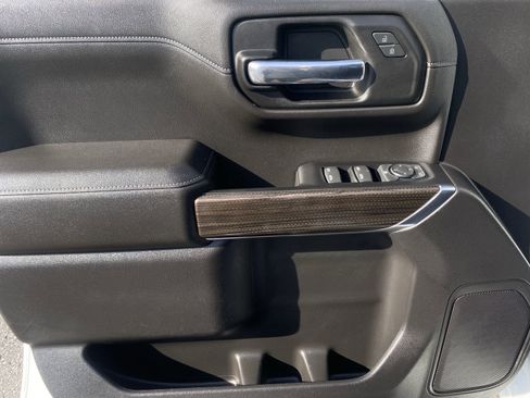 Used 2022 Chevrolet Silverado 1500 LT image 69