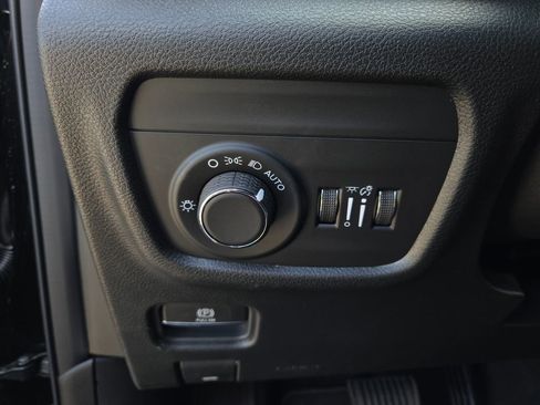 New 2026 Jeep Grand Cherokee L Laredo AWD/4WD image 12