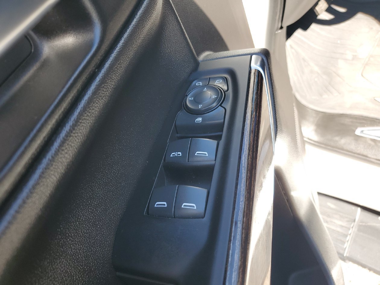 Used 2022 GMC Sierra 1500 Elevation w/ LPO, Elevation Black Package AWD/4WD image 17