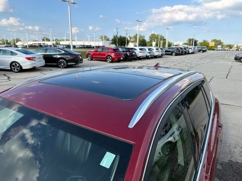 Used 2017 Buick Envision Essence AWD/4WD image 10