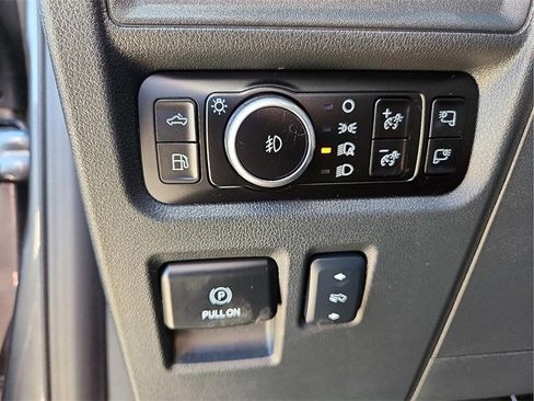 Used 2025 Ford F150 Platinum w/ Equipment Group 702A High image 11