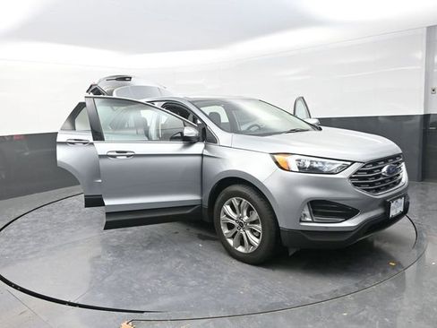 Used 2024 Ford Edge Titanium AWD/4WD image 26