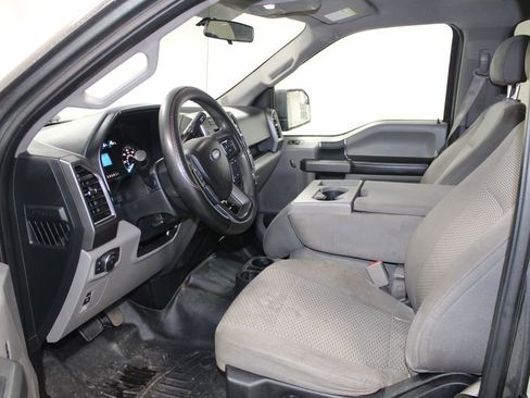 Used 2016 Ford F150 XLT image 17