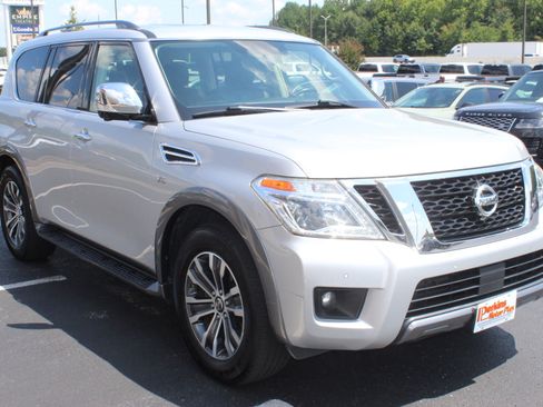 Used 2019 Nissan Armada SL w/ Premium Package AWD/4WD image 4