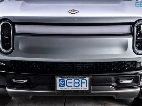 Used 2024 Rivian R1S Adventure image 9