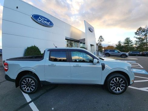Used 2023 Ford Maverick Lariat w/ Lariat Luxury Package image 19