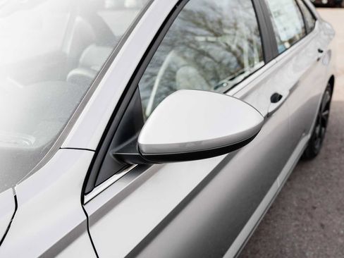 New 2026 Volkswagen Jetta SE image 18