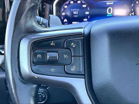 Used 2022 Chevrolet Silverado 1500 ZR2 image 23