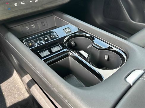 New 2025 Nissan Murano SL image 13