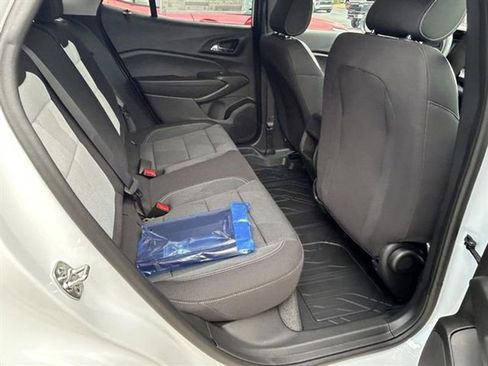 New 2026 Chevrolet Trax LS w/ LS Convenience Package image 26