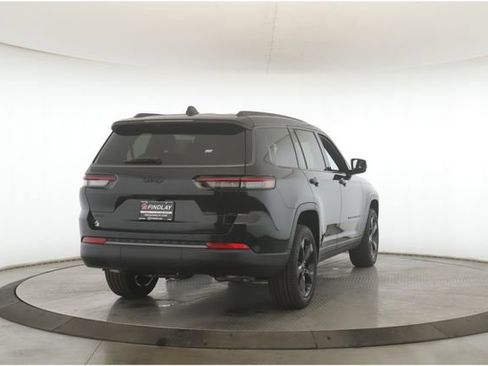 New 2026 Jeep Grand Cherokee L Limited w/ Limited Altitude Package image 7