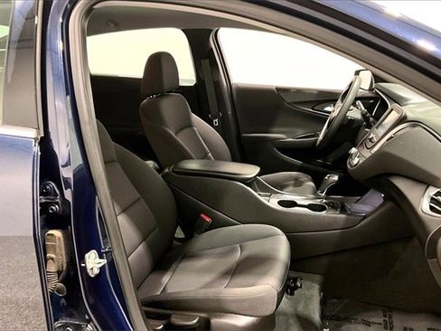 Used 2018 Chevrolet Malibu LS image 30