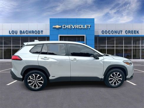 Used 2024 Toyota Corolla Cross S image 9