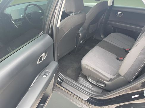 Used 2024 Hyundai Ioniq 5 SE image 12