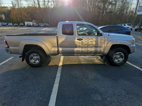 Used 2013 Toyota Tacoma PreRunner w/ SR5 Pkg image 6