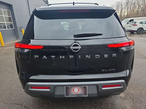 New 2026 Nissan Pathfinder SL image 24