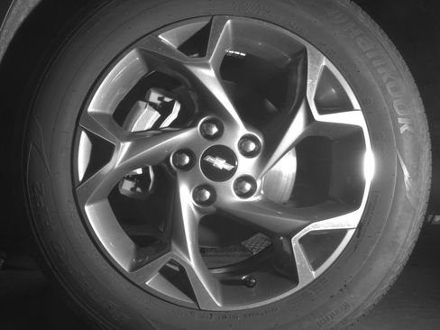 Used 2025 Chevrolet Trax LT FWD image 12