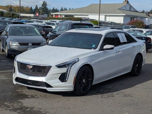 Used 2019 Cadillac CT6 V w/ Driver Assist Package image 9