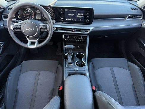 Used 2022 Kia K5 LXS image 10