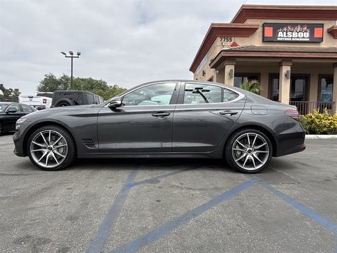 Used 2024 Genesis G70 2.5T RWD image 3