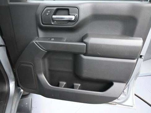 Used 2025 Chevrolet Silverado 1500 Custom Trail Boss AWD/4WD image 13