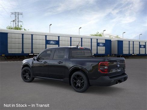 New 2026 Ford Maverick Lariat image 4