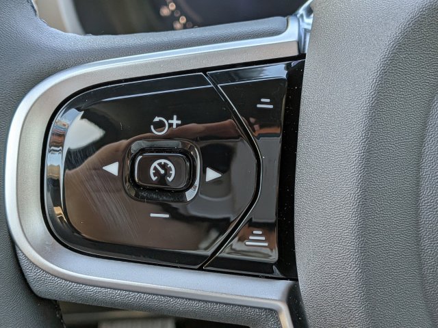 New 2026 Volvo XC90 T8 Plus w/ Protection Package Premier AWD/4WD image 28