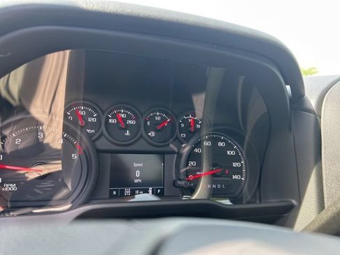 New 2025 GMC Sierra 2500 Pro w/ 1SA Pro Safety Plus Package AWD/4WD image 17