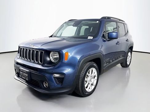 Used 2021 Jeep Renegade Latitude w/ Sun & Sound Group image 2