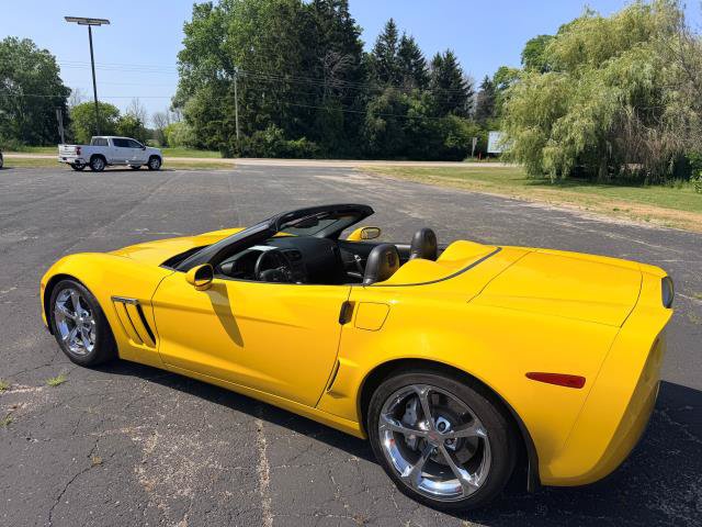 Used 2010 Chevrolet Corvette Grand Sport RWD image 6